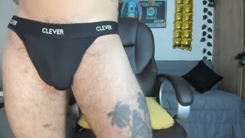 mikee_scooth online show from December 2024 06:22:01 AM