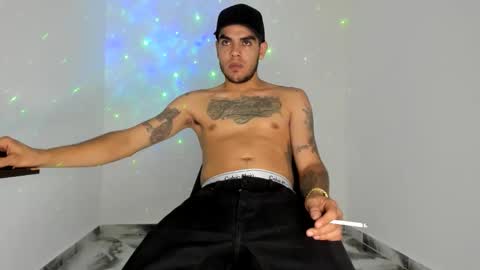 Snapshot of mikee_scooth chatting on April 2026 05:23:01 PM mikee_scooth online show from April 2026 05:23:01 PM