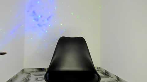 Snapshot of mikee_scooth chatting on May 2026 06:16:02 PM mikee_scooth online show from May 2026 06:16:02 PM
