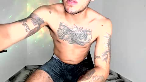 Snapshot of mikee_scooth chatting on May 2026 01:46:02 AM mikee_scooth online show from May 2026 01:46:02 AM