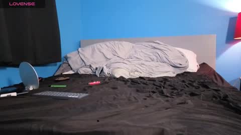 mikehawk1589 online show from October 2025 06:38:01 AM