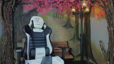 MIKE PARK  online show from September 2025 11:21:01 AM