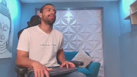 MIKE PARK  online show from September 2025 11:21:02 AM