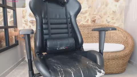 MIKE PARK  online show from September 2025 11:03:01 AM