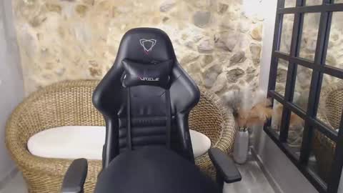 MIKE PARK  online show from October 2025 11:08:02 AM