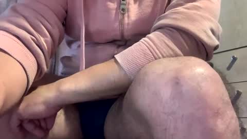 miker1239 online show from October 2025 04:07:02 PM