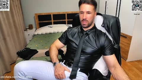 Mike    online show from March 2026 08:47:01 PM