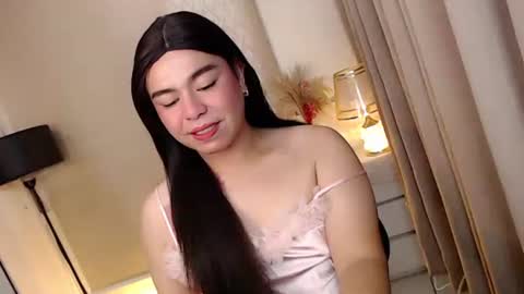 Snapshot of mikha_sensual chatting on September 2025 08:31:01 PM Theresa Luna online show from September 2025 08:31:01 PM