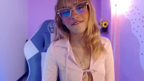 Mikka 3 online show from September 2025 02:06:02 PM