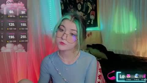 Snapshot of miko_meow chatting on December 2025 06:21:02 AM Miko online show from December 2025 06:21:02 AM