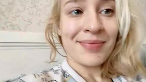 Mila 420 online show from September 2025 07:24:02 AM