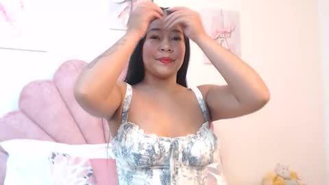 Snapshot of mila_adamss chatting on May 2026 10:53:01 AM mila_adamss online show from May 2026 10:53:01 AM