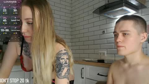 mila_bananaa online show from April 2026 07:25:02 PM