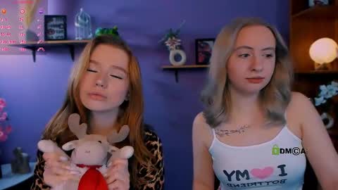 mila_glow online show from April 2026 06:16:01 PM