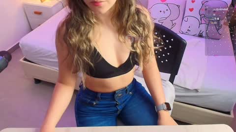 Milena  online show from January 2025 11:32:02 AM