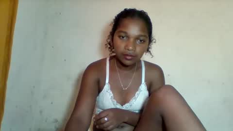 mila_lunah online show from March 2026 09:58:02 AM