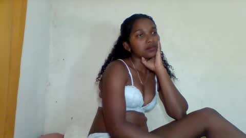 mila_lunah online show from March 2026 06:57:02 PM