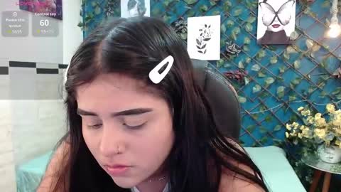 Snapshot of mila_quin chatting on May 2026 12:43:02 PM mila_quin online show from May 2026 12:43:02 PM