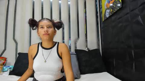 Mila online show from April 2026 04:29:01 AM