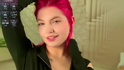 Snapshot of mila_taylorrr chatting on April 2026 06:39:01 PM Lisa online show from April 2026 06:39:01 PM