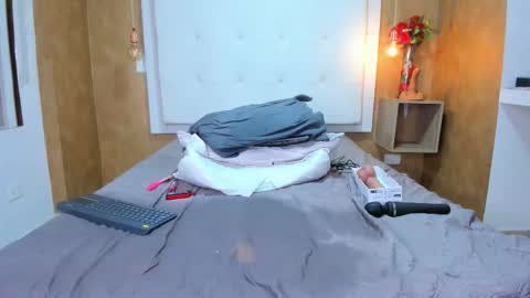          online show from March 2026 02:04:02 AM