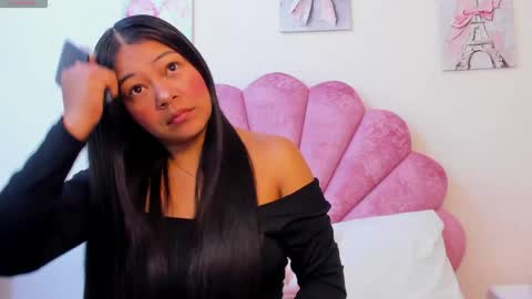 Snapshot of milaaadams chatting on May 2026 10:10:02 AM mila online show from May 2026 10:10:02 AM