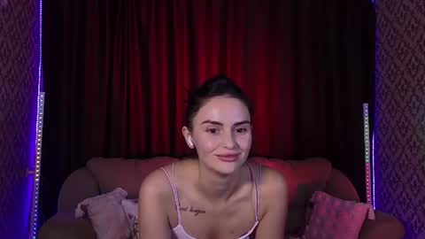 Snapshot of milaasweety chatting on July 2026 03:43:01 PM Mila online show from July 2026 03:43:01 PM