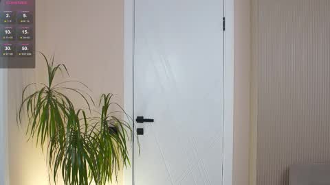 Mila and u can call me sweet bunny online show from November 2025 10:04:02 AM