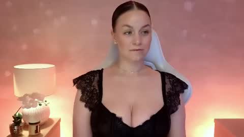 Snapshot of milafleur chatting on July 2026 02:56:01 PM Mila Fleur online show from July 2026 02:56:01 PM