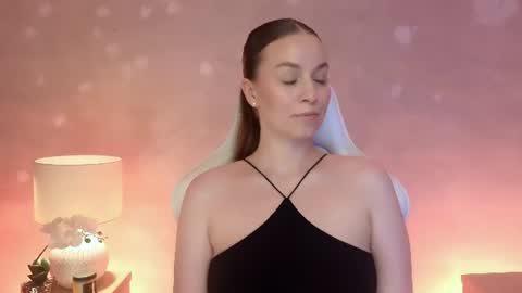 Snapshot of milafleur chatting on July 2026 04:56:01 PM Mila Fleur online show from July 2026 04:56:01 PM