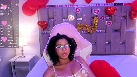 Milenna online show from February 2025 06:43:01 AM