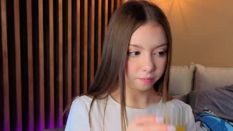 Snapshot of milaice chatting on April 2026 03:14:01 PM Mila online show from April 2026 03:14:01 PM