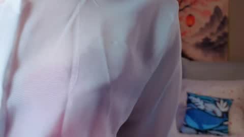 Snapshot of milaice chatting on May 2026 03:31:02 PM Mila online show from May 2026 03:31:02 PM