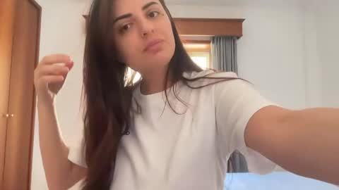 Snapshot of milalifa chatting on May 2026 10:42:02 AM milalifa online show from May 2026 10:42:02 AM