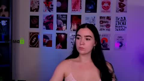 Snapshot of milamiuuu chatting on July 2026 07:16:01 PM milamiuuu online show from July 2026 07:16:01 PM