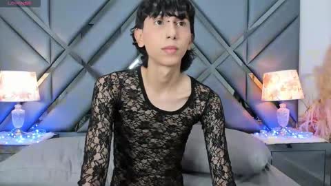 milan_lewiss online show from January 2026 12:09:02 PM