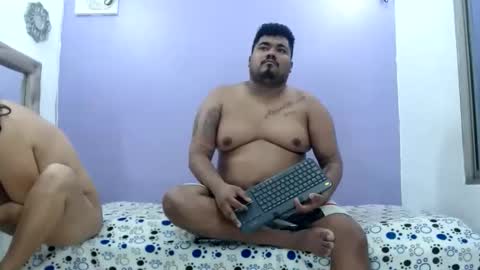 milan and sofia online show from December 2025 02:19:01 AM