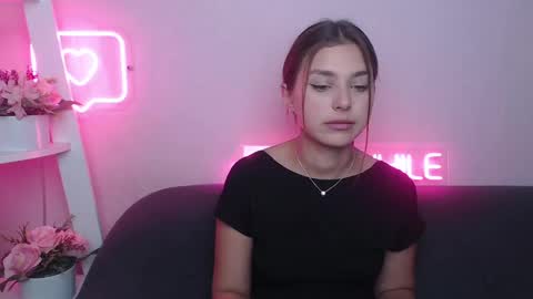 milanaangelas online show from January 2025 05:56:01 AM