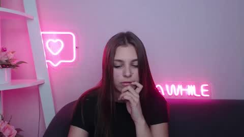 milanaangelas online show from February 2025 02:55:02 PM