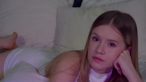 MilanaBalmain online show from November 2025 05:40:02 AM