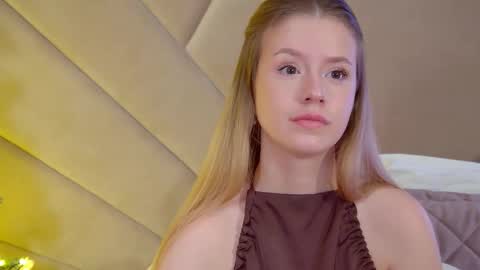 MilanaBalmain online show from December 2025 05:27:01 AM