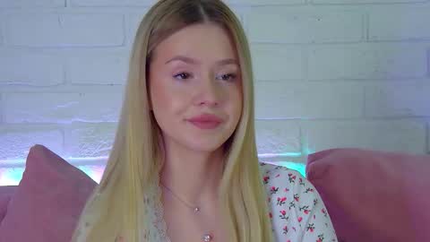 MilanaBalmain online show from February 2026 04:49:02 AM