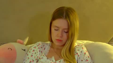MilanaBalmain online show from July 2026 10:21:02 AM