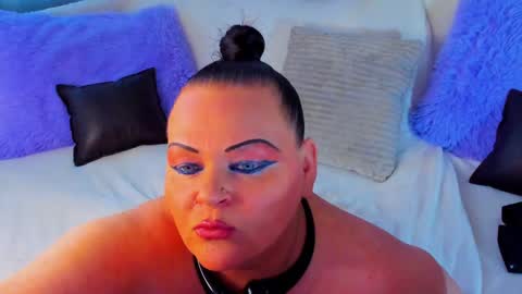 Lana online show from January 2025 11:37:02 AM