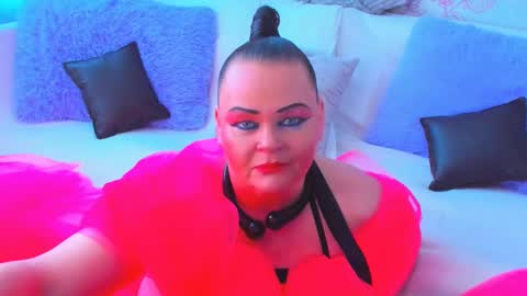 Lana online show from February 2025 11:42:02 AM