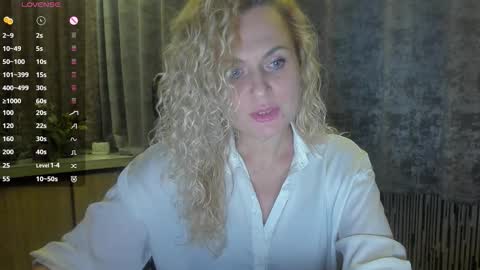 Snapshot of milanna_x chatting on September 2025 05:57:02 PM milanna_x online show from September 2025 05:57:02 PM