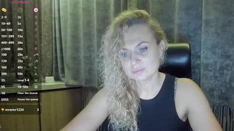 Snapshot of milanna_x chatting on September 2025 08:22:02 PM milanna_x online show from September 2025 08:22:02 PM