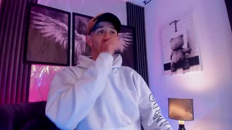 Snapshot of milanwhite_ chatting on February 2026 11:31:02 AM MILAN online show from February 2026 11:31:02 AM