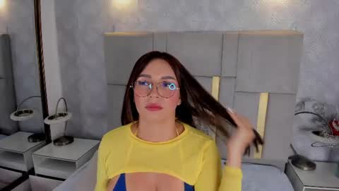 Snapshot of milasaenz1 chatting on June 2026 02:29:02 PM Cami online show from June 2026 02:29:02 PM