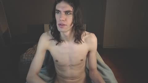 Mila online show from October 2025 05:55:01 PM